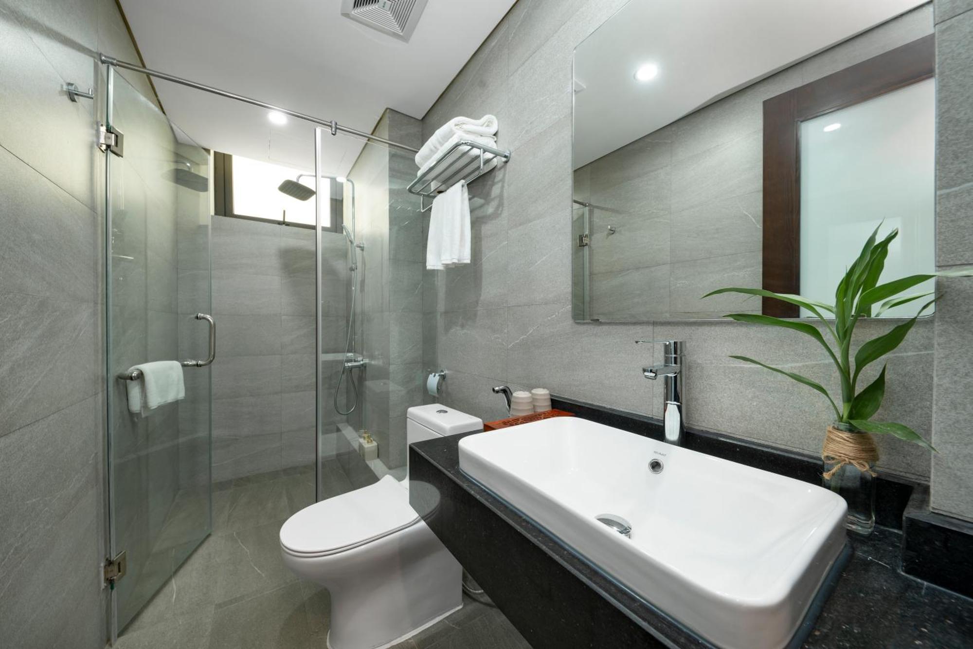 Hanoi Fiesta Grand Hotel And Spa Dış mekan fotoğraf